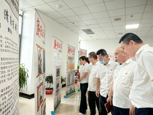 武漢公交集團五公司組織黨員干部參觀廉政文化展，筑牢思想防線