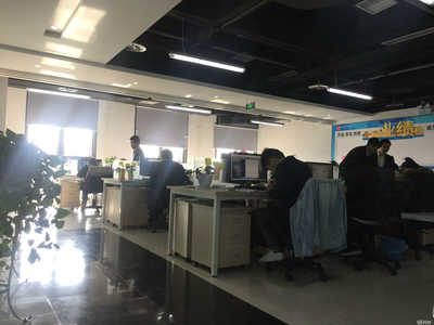 重慶圓圓商務(wù)信息咨詢(xún) 賦能企業(yè)決策的專(zhuān)業(yè)伙伴